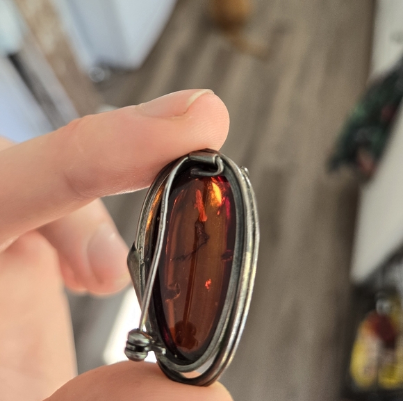 Vintage Silver and Amber Pin/Broach(brooch) - Picture 7 of 9